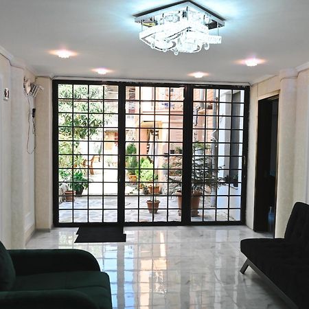 Jerusalem Hotel Kutaisi Bagian luar foto
