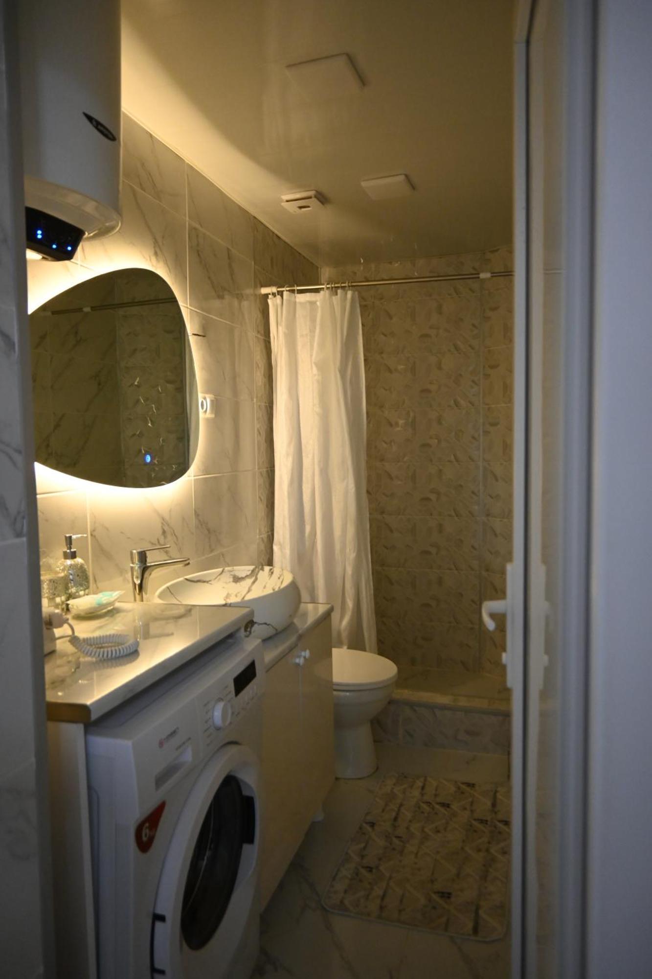 Jerusalem Hotel Kutaisi Bagian luar foto
