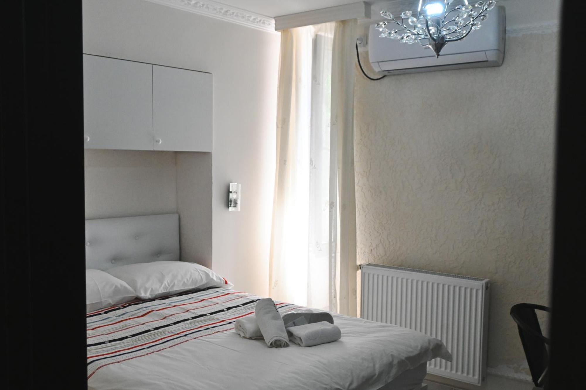Jerusalem Hotel Kutaisi Bagian luar foto