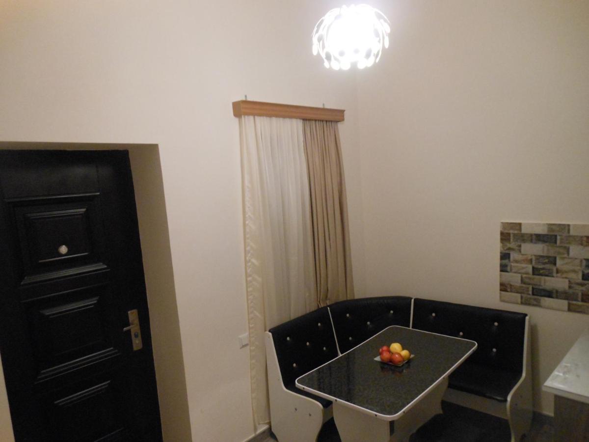 Jerusalem Hotel Kutaisi Bagian luar foto
